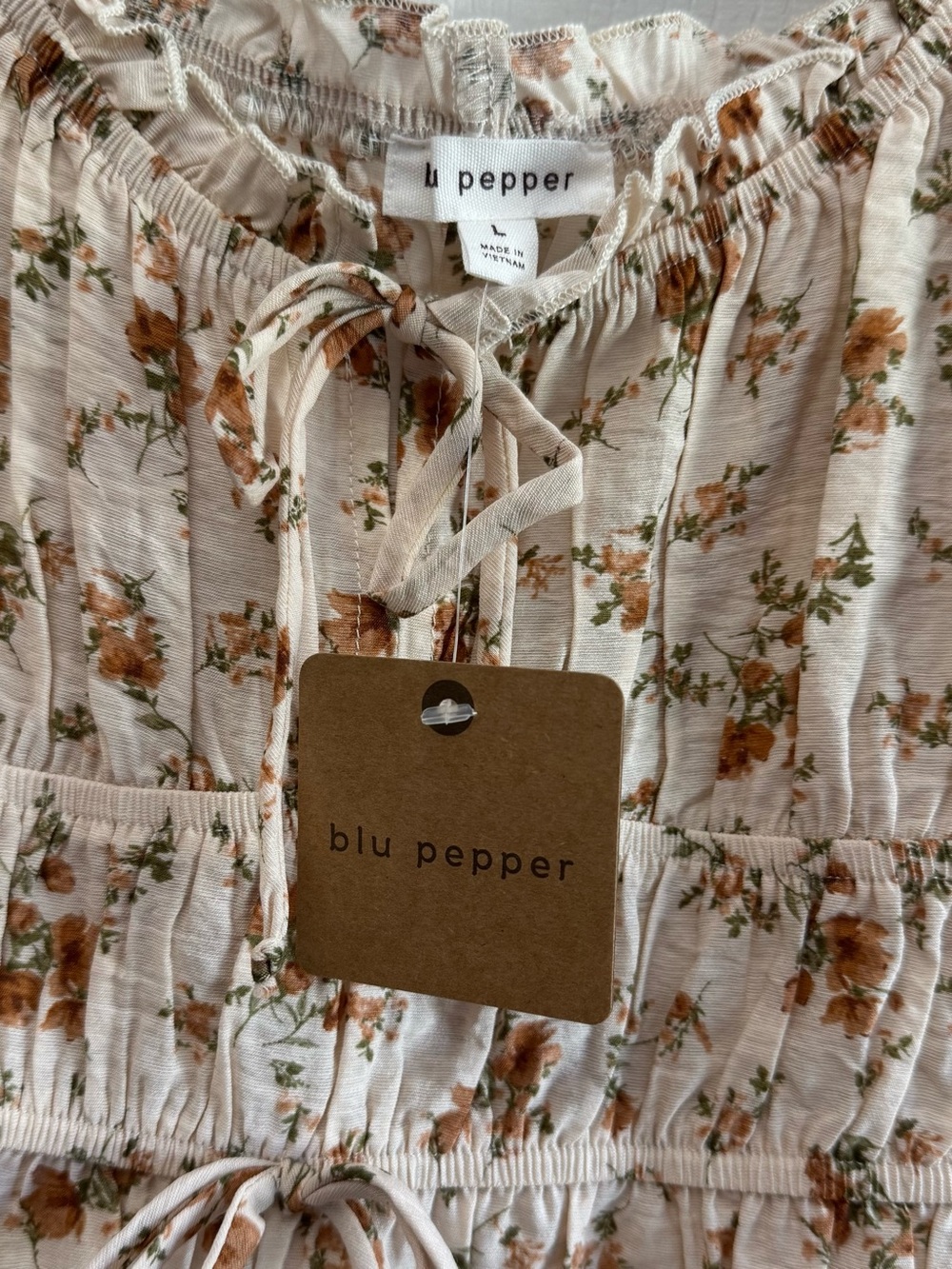 Romantic Fiona Floral Tie Top Blu Pepper Large NWT - Picture 3 of 4